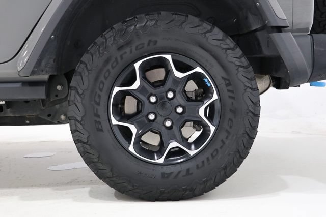 Used 2022 Jeep Wrangler Unlimited Rubicon 4xe w/ Dual Top Group AWD/4WD image 9