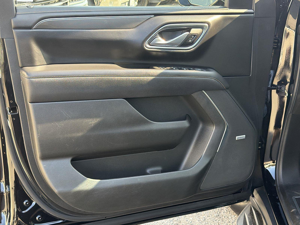 Used 2023 GMC Yukon AT4 w/ Max Trailering Package AWD/4WD image 22