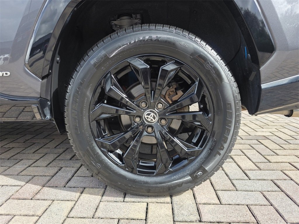 Certified 2022 Toyota RAV4 SE w/ Convenience Package image 19