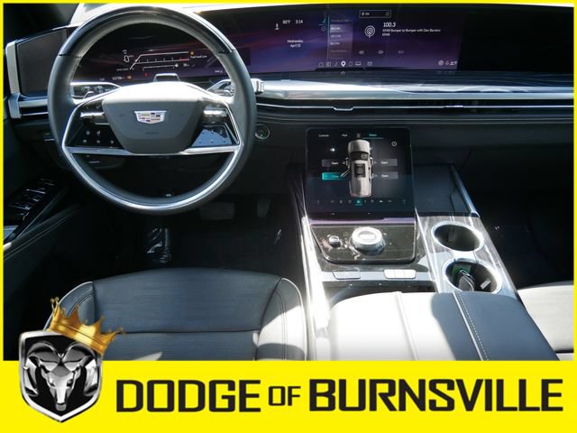 Used 2025 Cadillac Escalade Sport w/ Touring Package AWD/4WD image 14