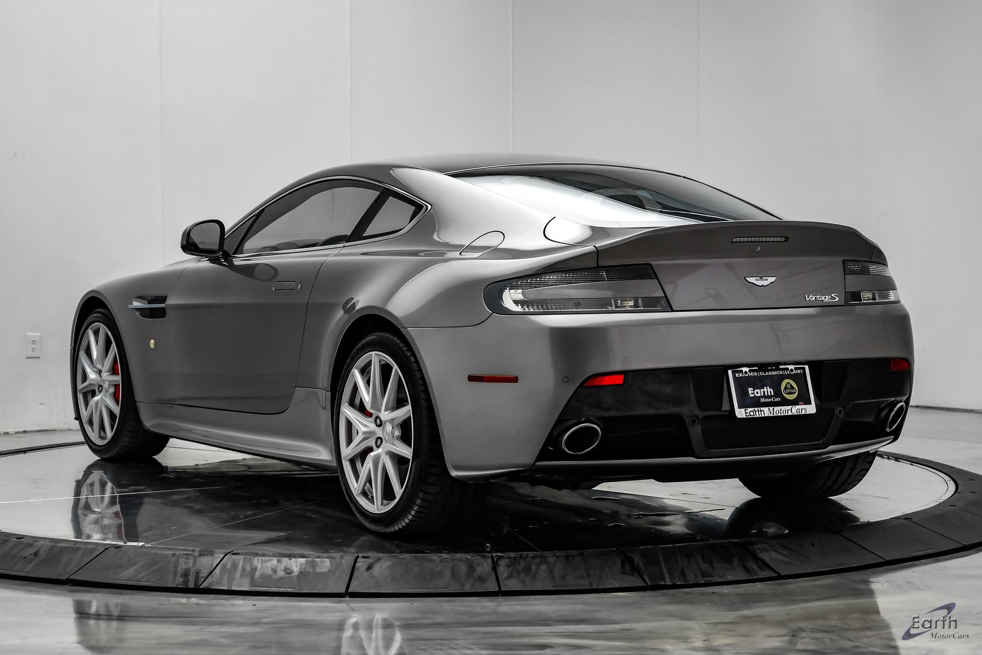 Used 2014 Aston Martin V8 Vantage S RWD image 11