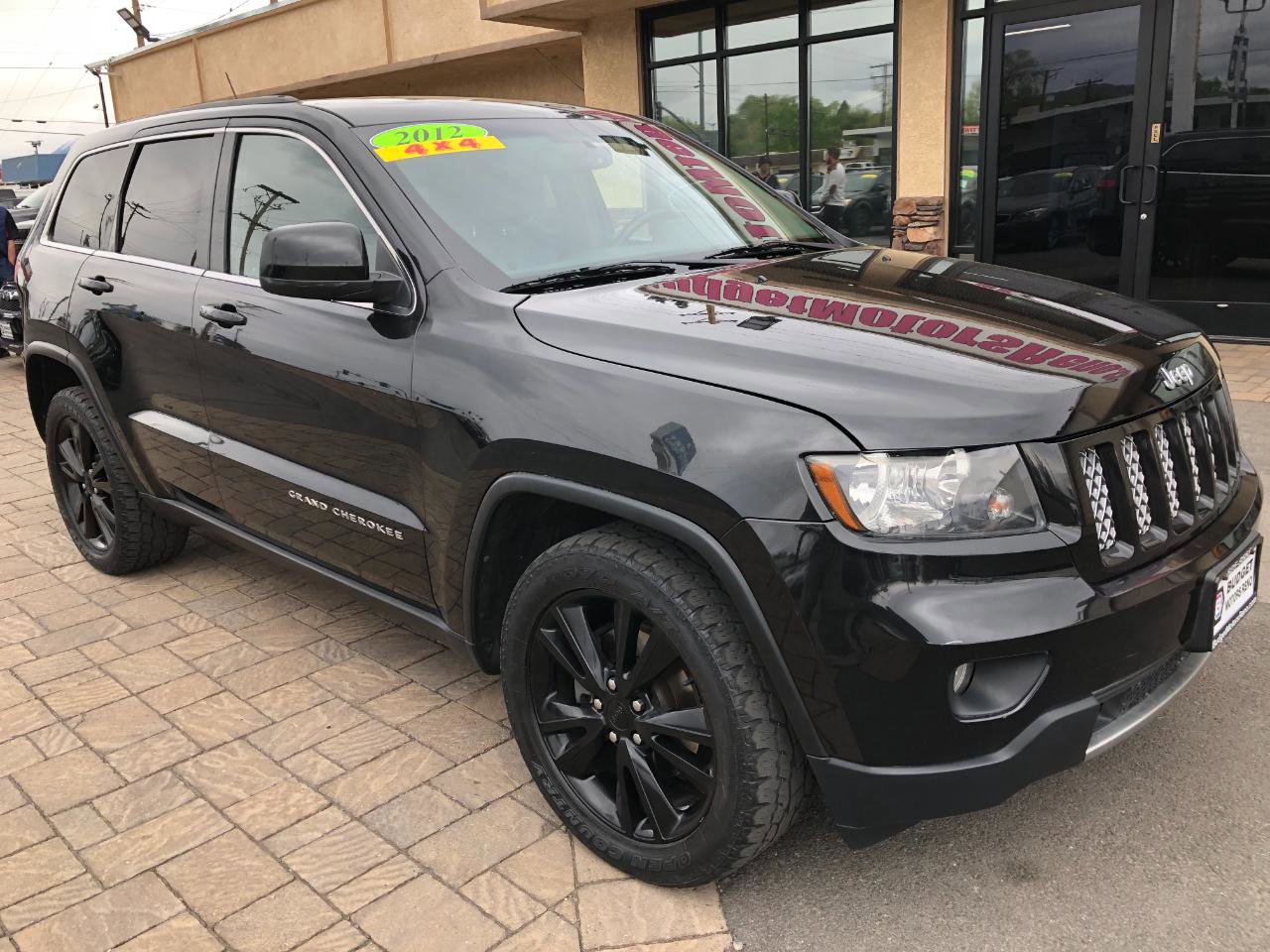 Used 2012 Jeep Grand Cherokee Altitude image 8
