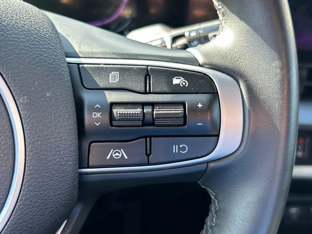 Used 2025 Kia Sportage EX image 22
