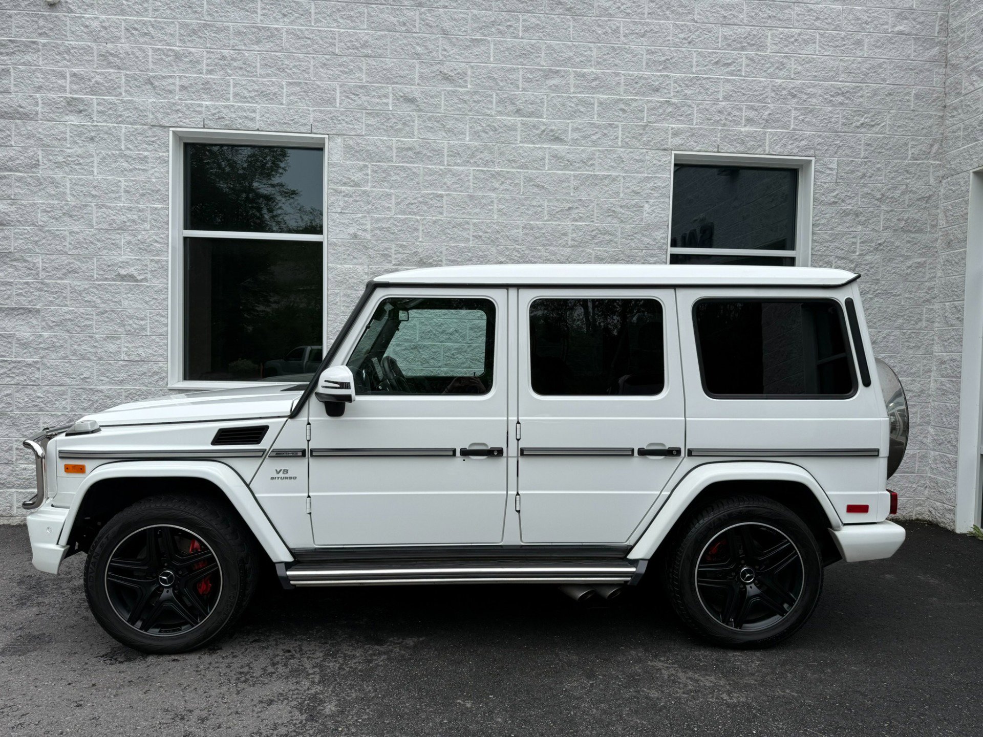 Used 2017 Mercedes-Benz G 63 AMG 4MATIC image 5