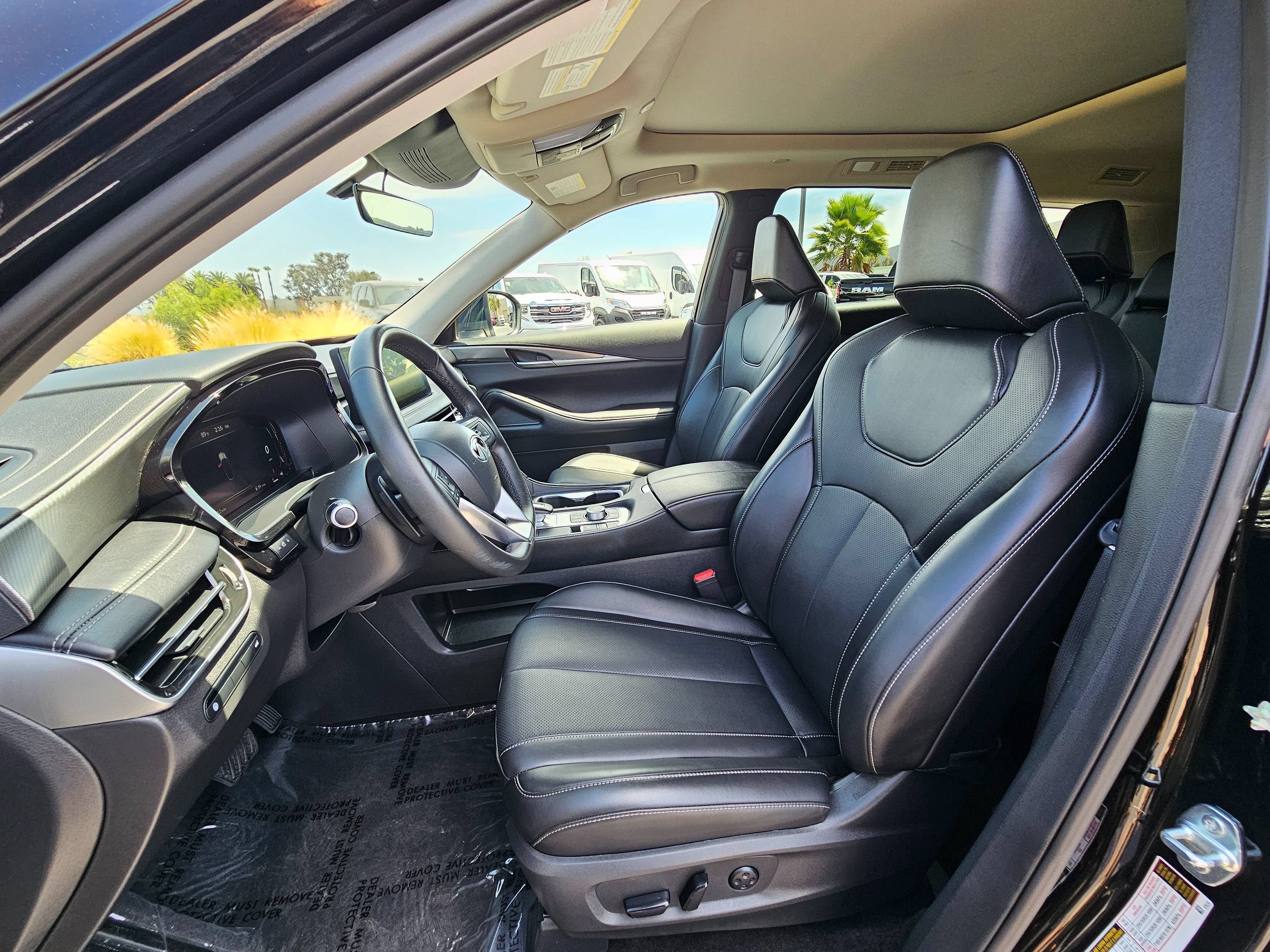 Used 2026 INFINITI QX60 Pure w/ Cargo Package AWD/4WD image 17