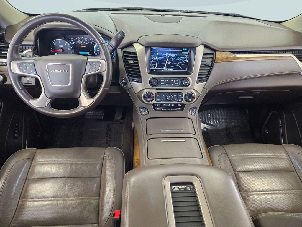 Used 2017 GMC Yukon Denali w/ Open Road Package AWD/4WD image 23