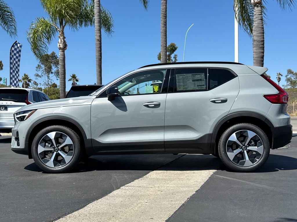 New 2026 Volvo XC40 B5 Plus w/ Protection Package Premier AWD/4WD image 2