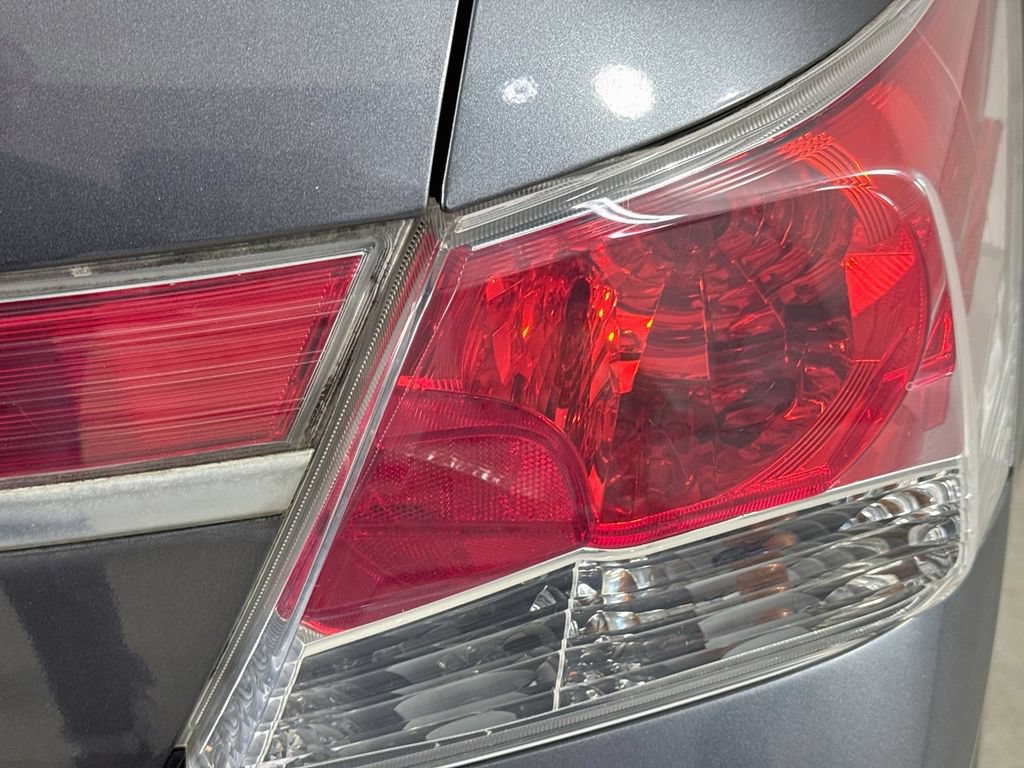 Used 2011 Honda Accord SE image 30