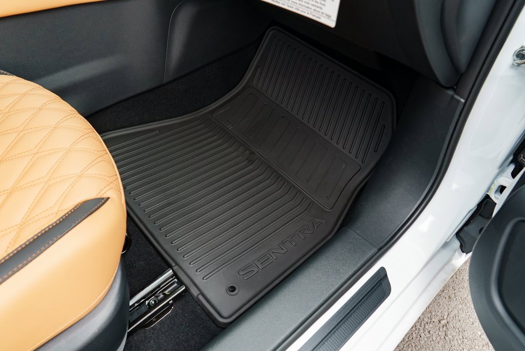 New 2025 Nissan Sentra SV w/ SV Premium Package image 29