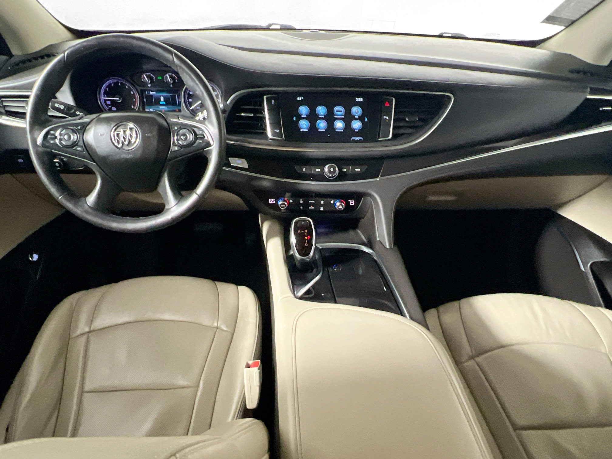 Used 2018 Buick Enclave Essence w/ Trailering Package FWD image 30