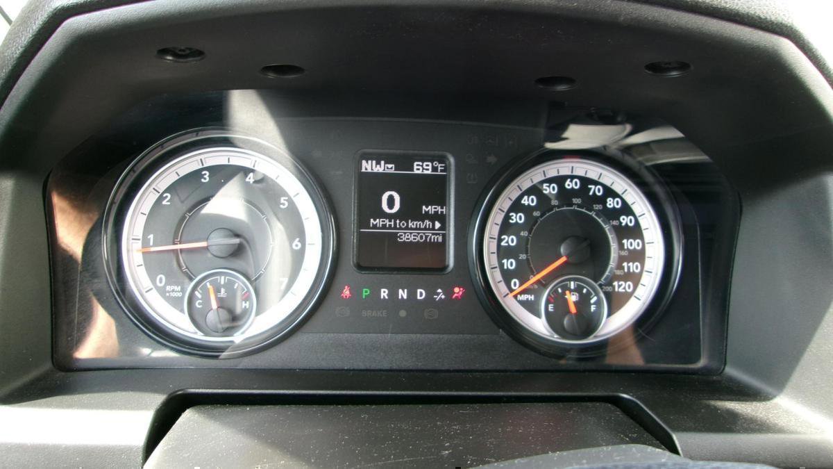 Used 2024 RAM 1500 Classic SLT AWD/4WD image 14