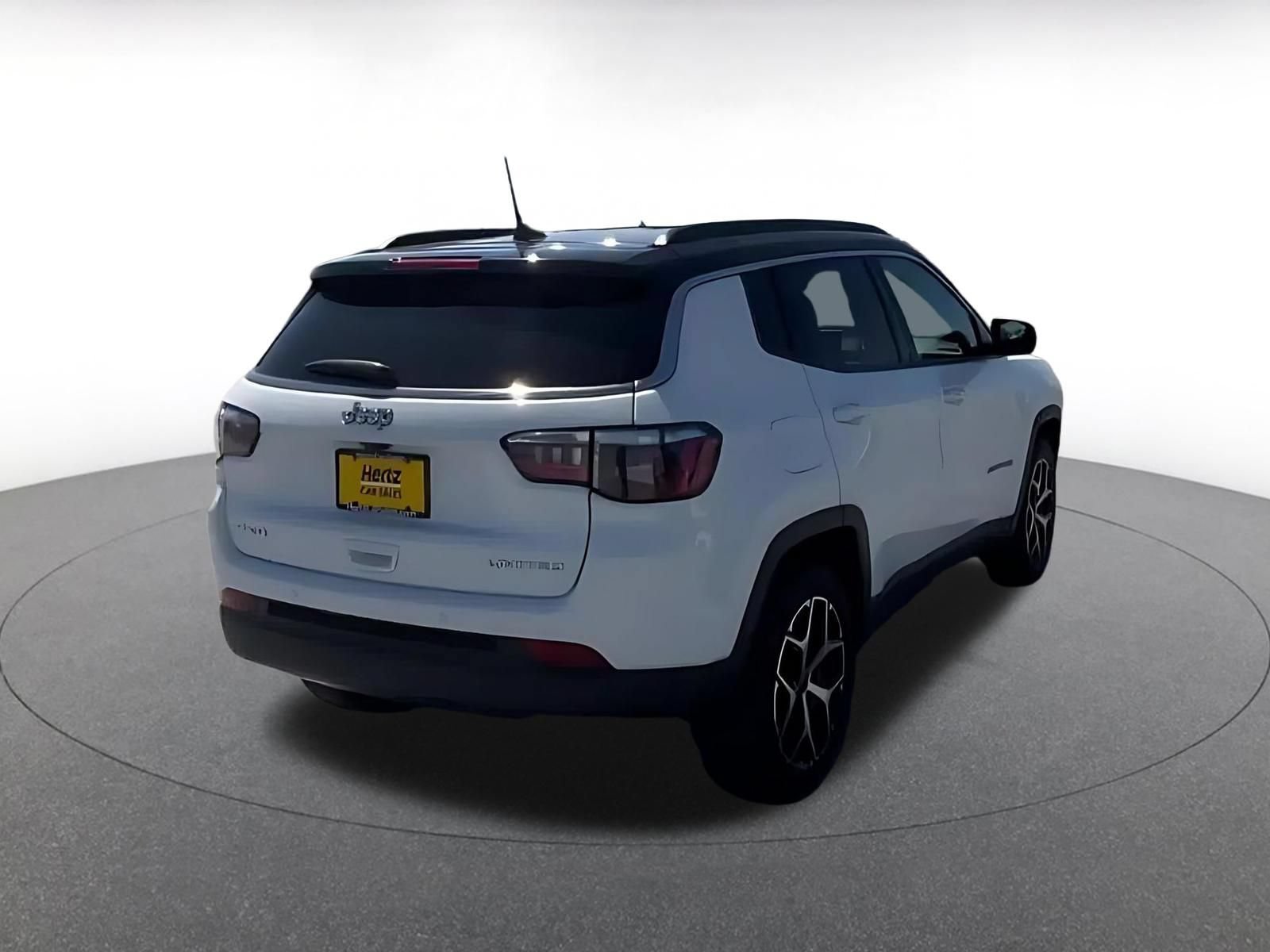 Used 2025 Jeep Compass Limited AWD/4WD image 14