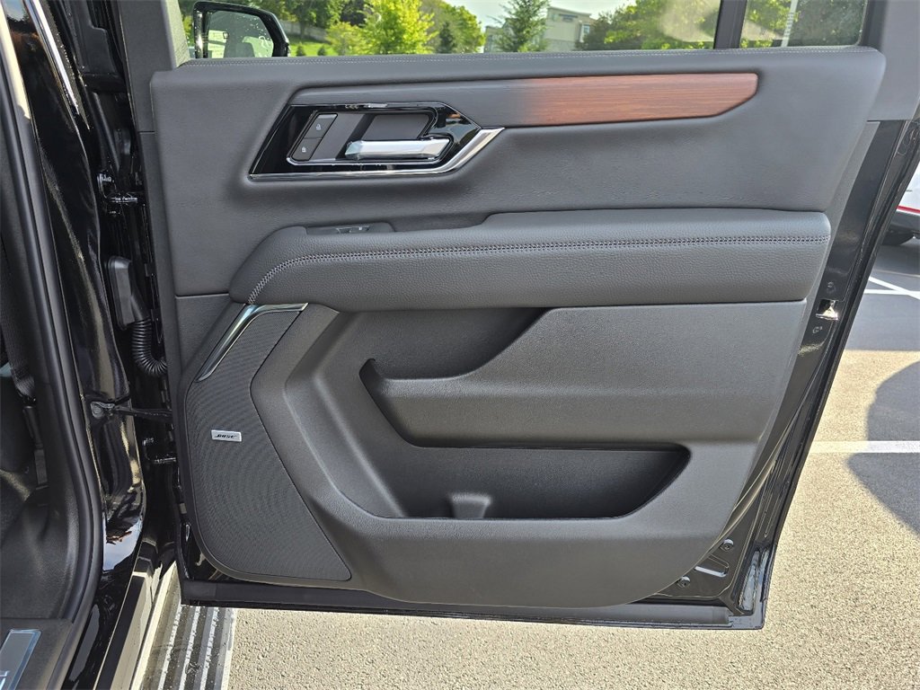 New 2026 GMC Yukon XL Denali image 31