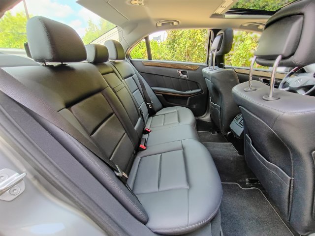 Used 2010 Mercedes-Benz E 350 Sedan image 63