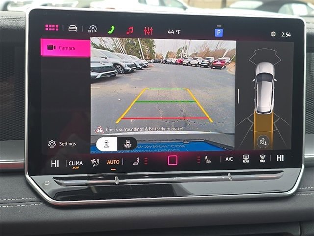 New 2026 Volkswagen Tiguan SE image 15