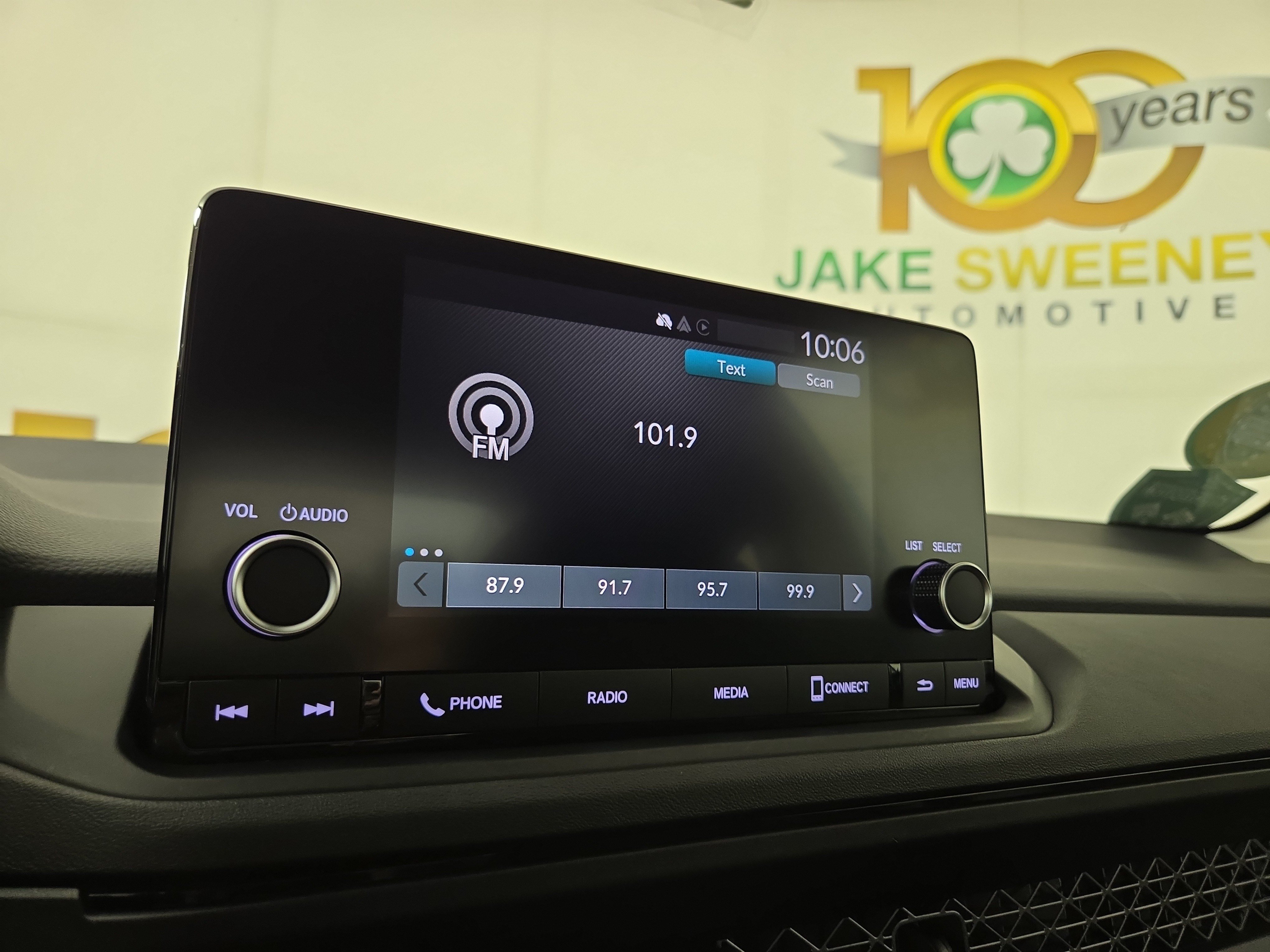 Used 2025 Honda Accord LX image 19