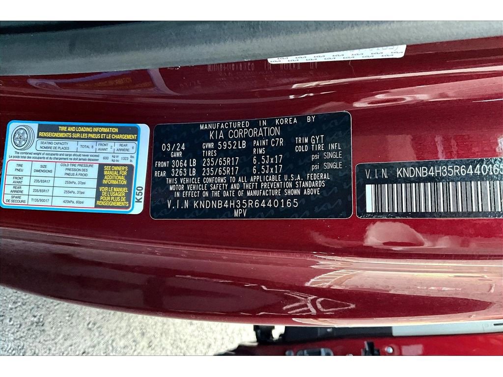 Used 2024 Kia Carnival LX image 32