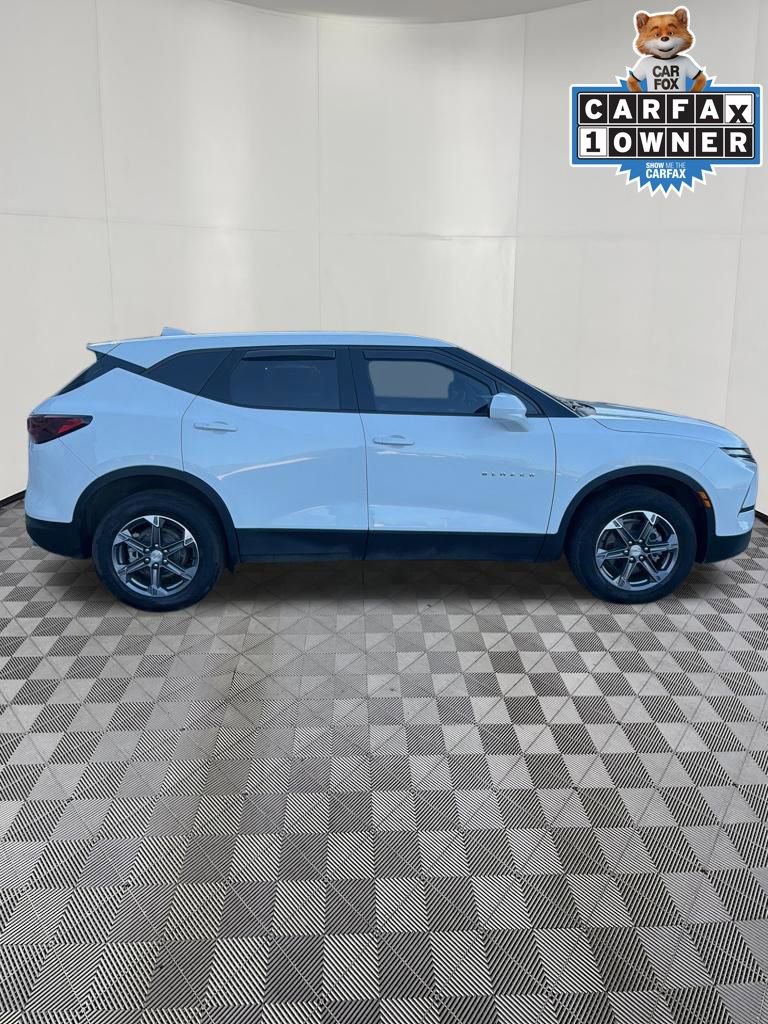 Used 2023 Chevrolet Blazer LT w/ Driver Confidence Package image 11