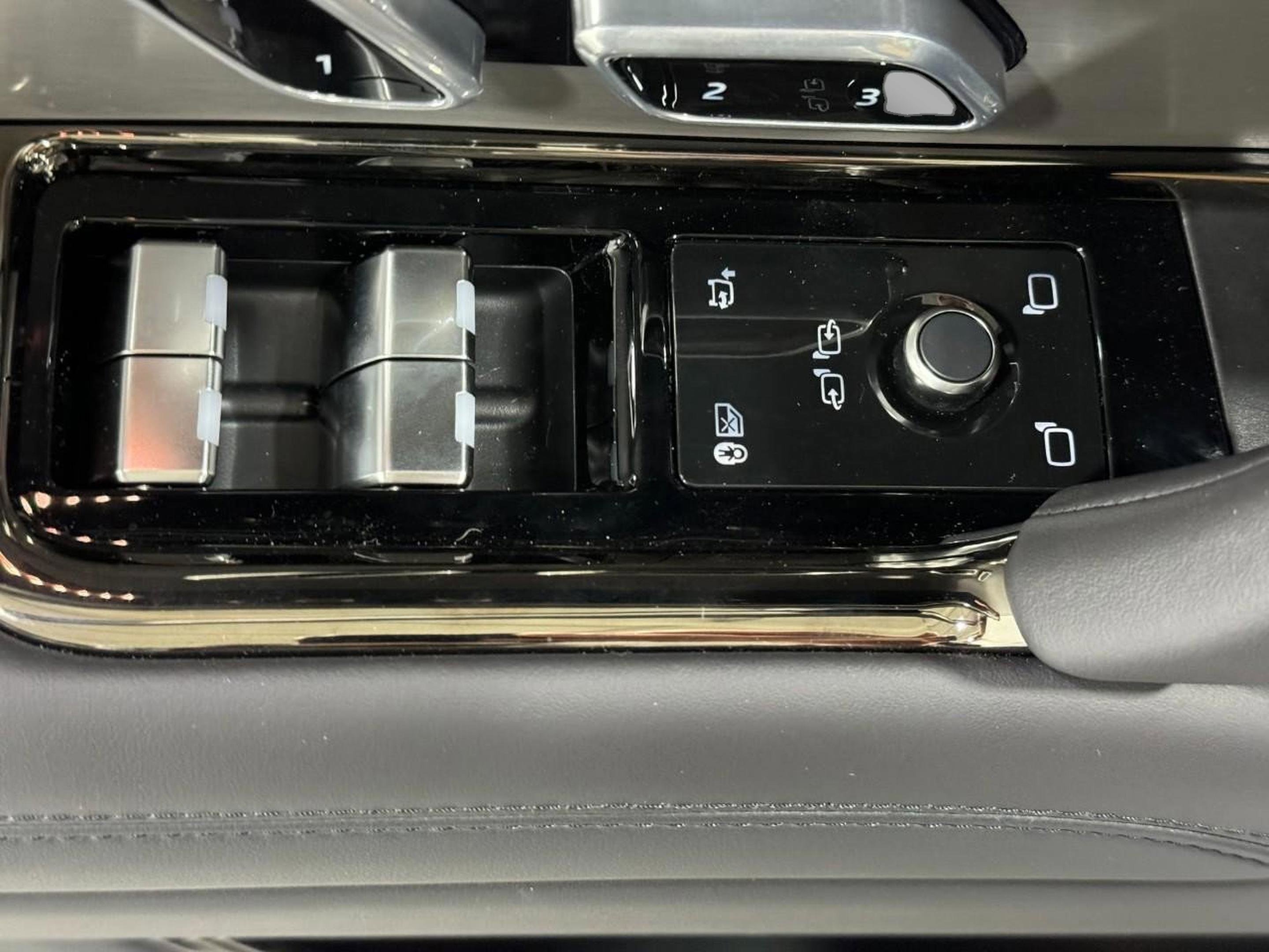 New 2025 Land Rover Range Rover Sport Dynamic SE image 22