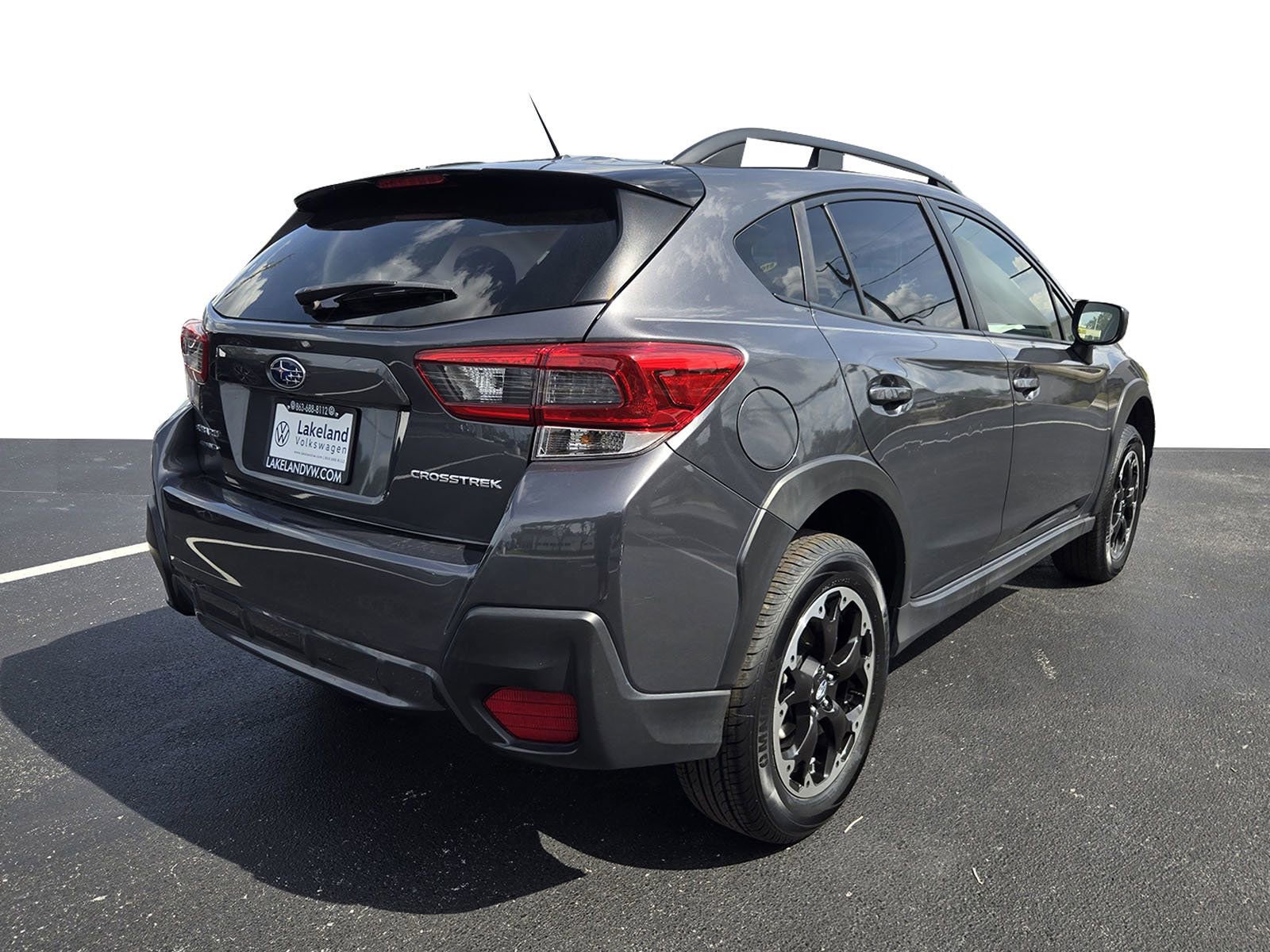 Used 2021 Subaru Crosstrek 2.0i AWD/4WD image 3