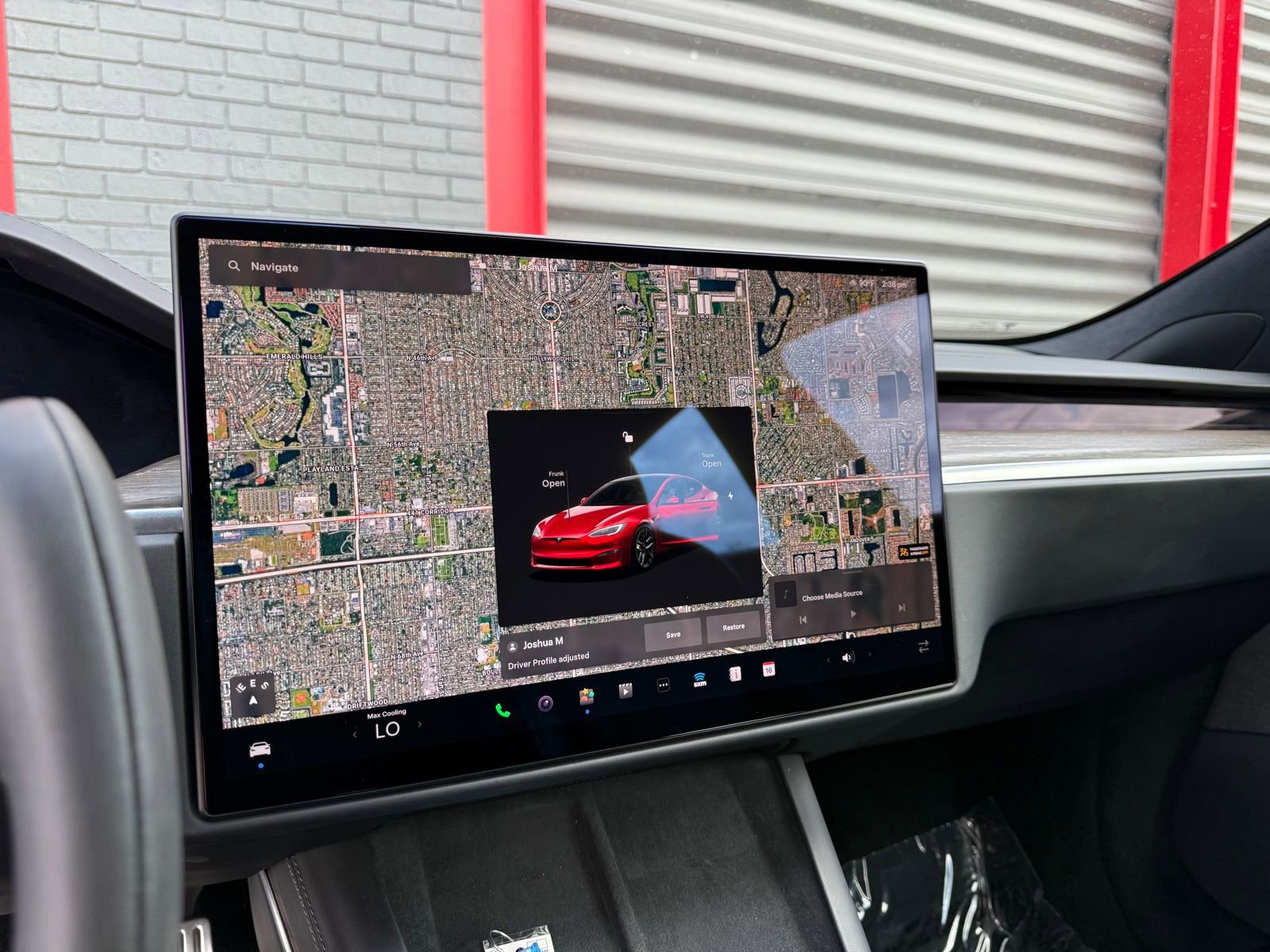 Used 2022 Tesla Model S image 20