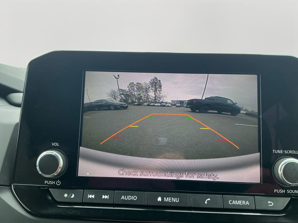 Used 2024 Nissan Pathfinder S w/ Cargo Package image 24