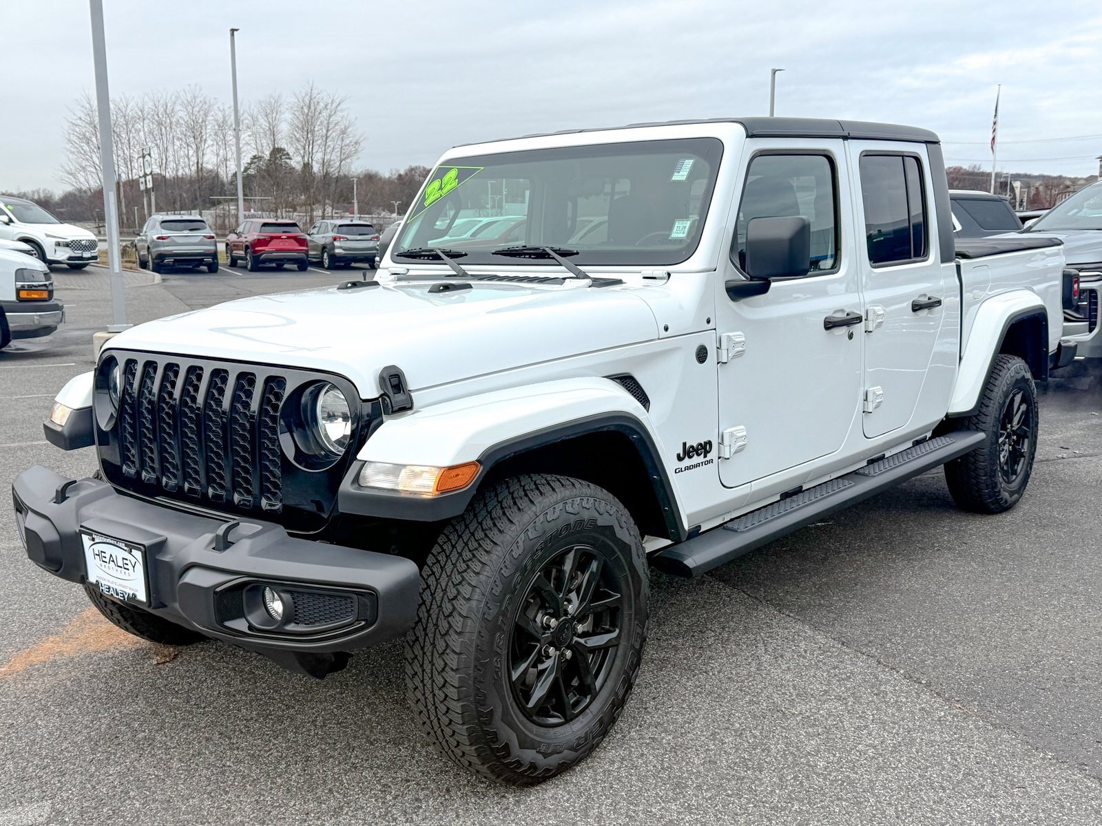 Used 2022 Jeep Gladiator Sport image 3