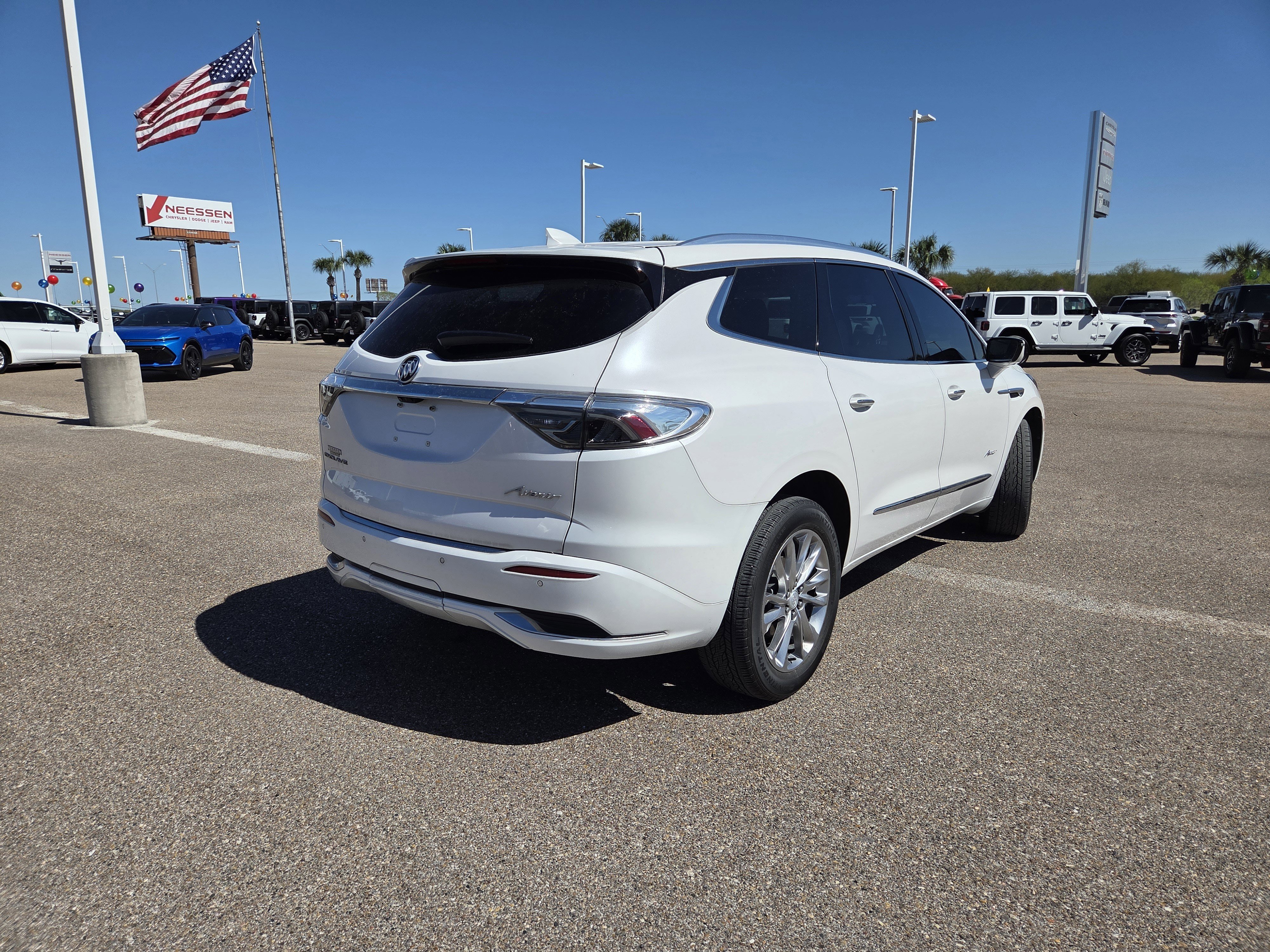 Used 2022 Buick Enclave Avenir w/ Trailering Package, 5000 lbs. image 7