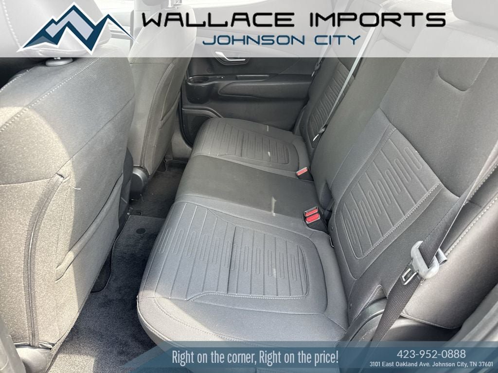 Used 2024 Hyundai Santa Cruz SE FWD image 32