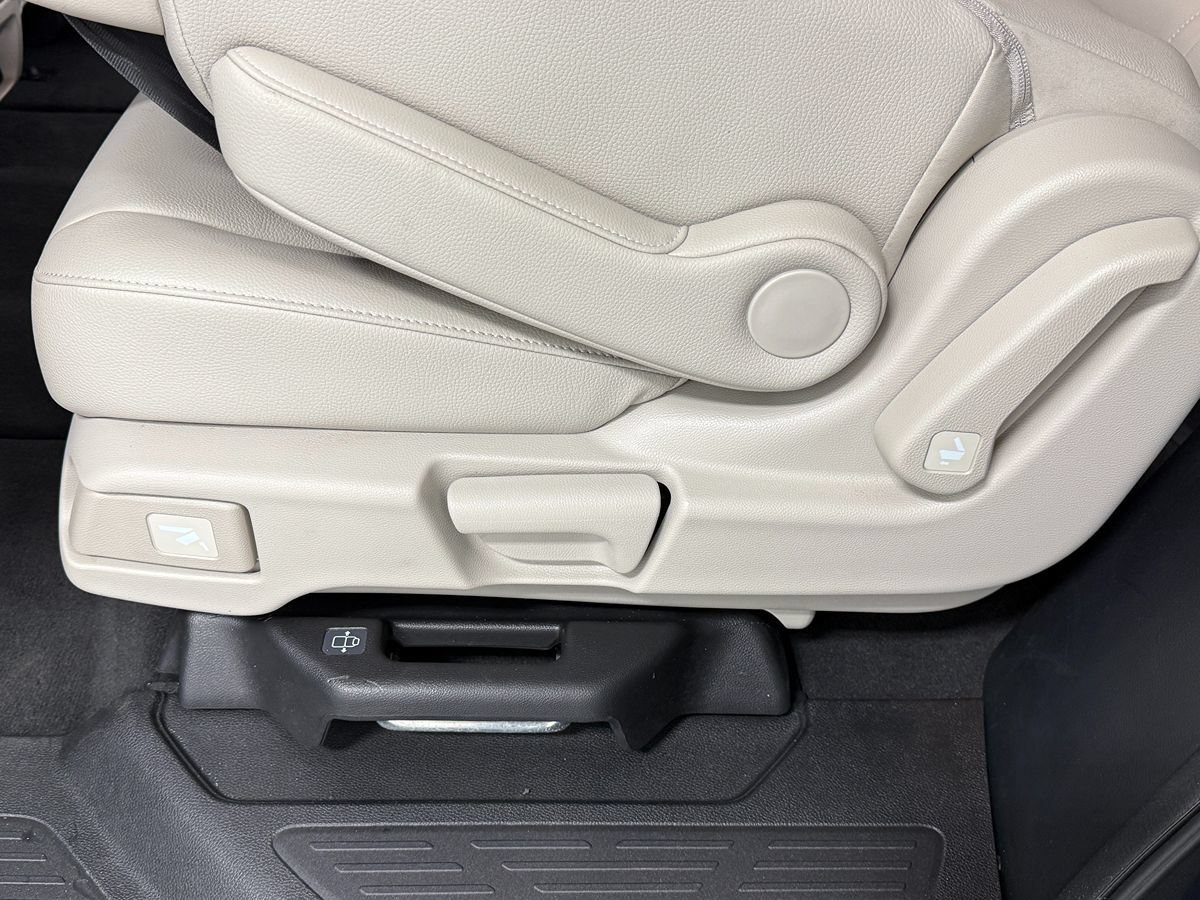 Used 2025 Honda Odyssey EX-L image 28