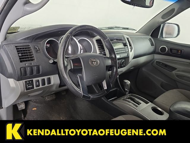 Used 2012 Toyota Tacoma PreRunner w/ SR5 Pkg RWD image 3