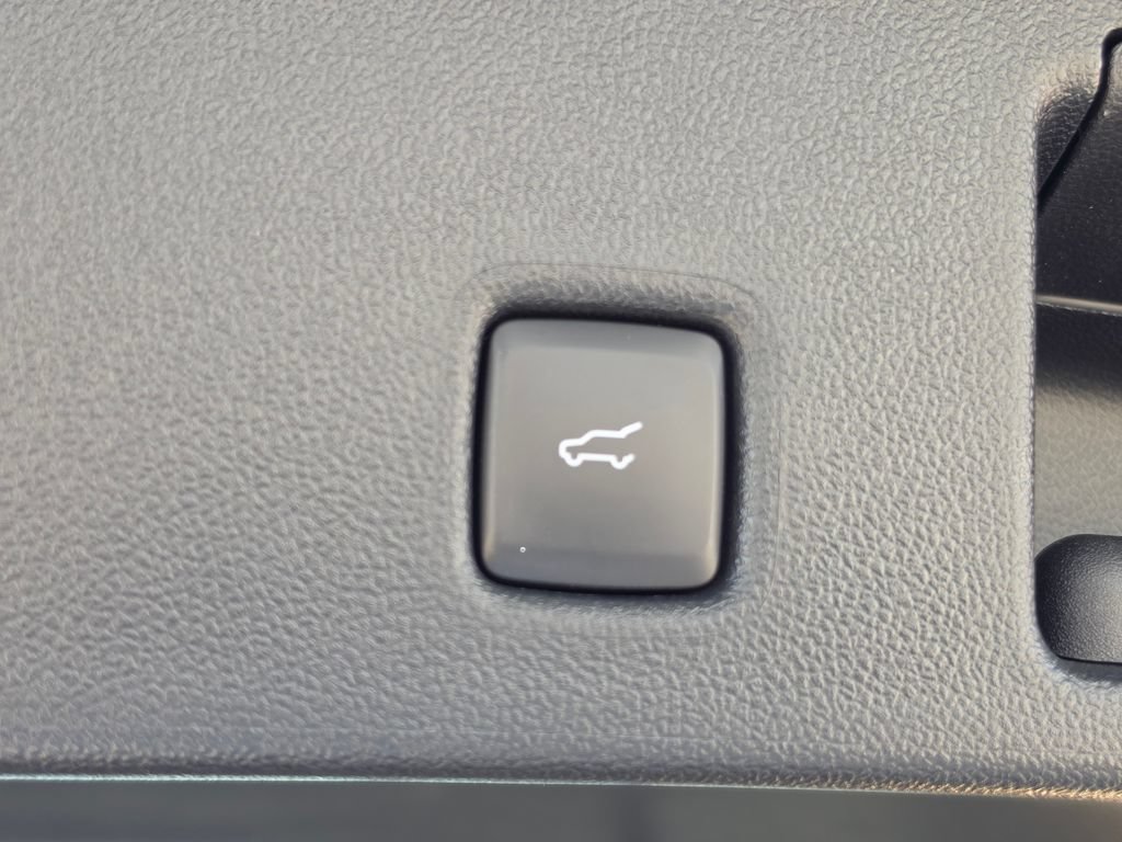 Used 2024 Ford Escape SE w/ PHEV Premium Package FWD image 17