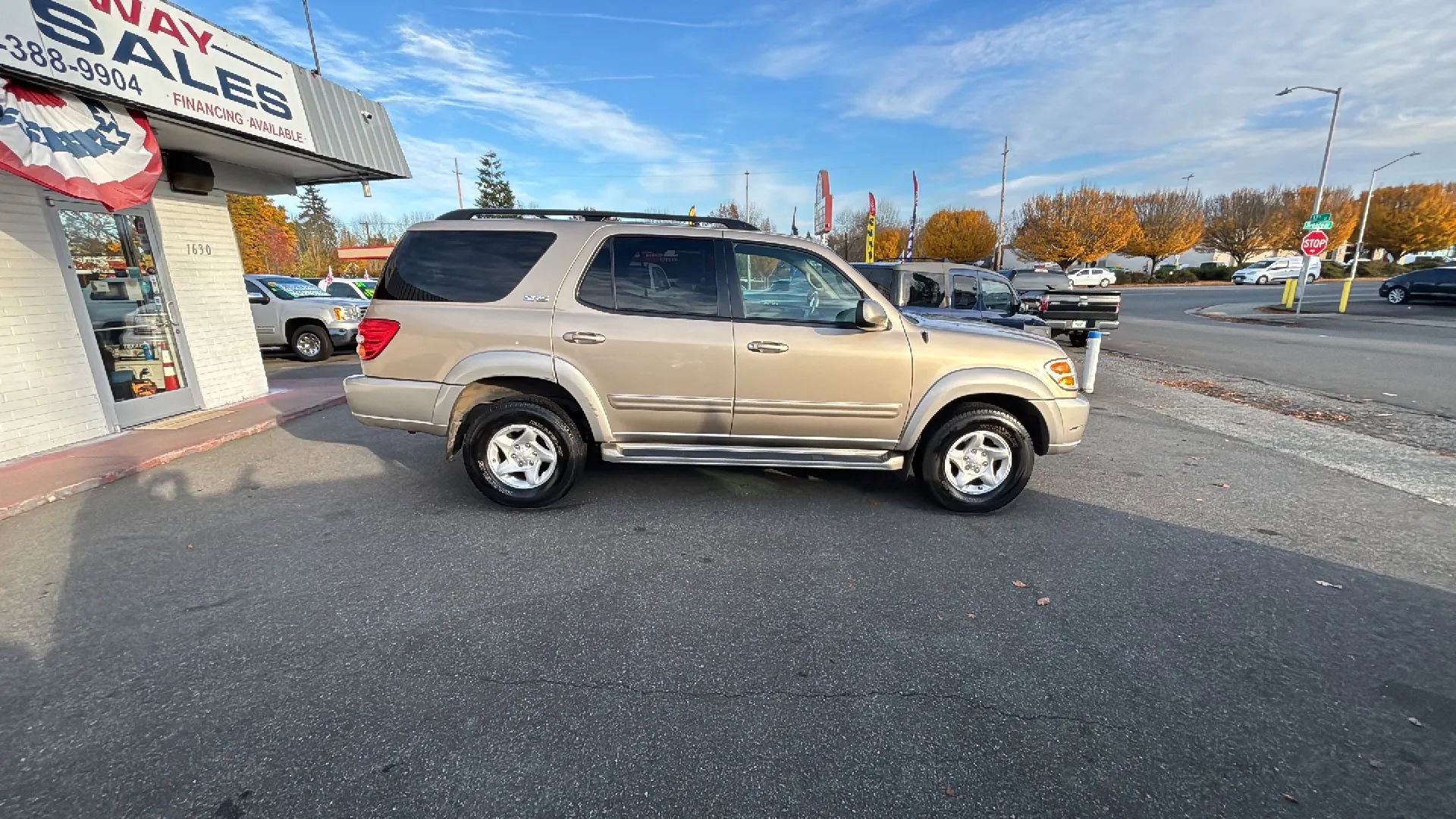 Used 2002 Toyota Sequoia SR5 image 4