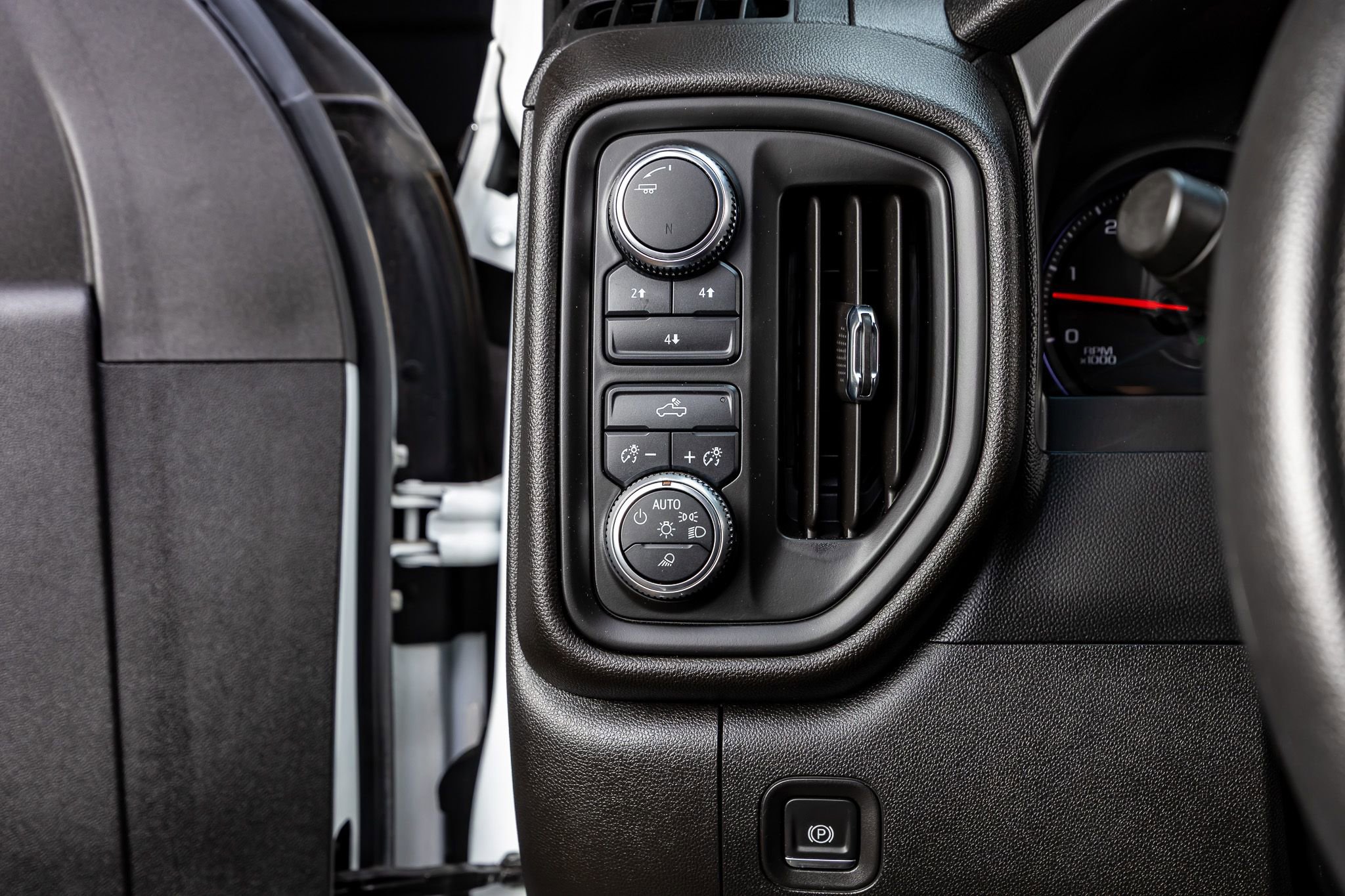 Used 2020 GMC Sierra 2500 4x4 Crew Cab w/ Gooseneck/5TH Wheel Package image 21