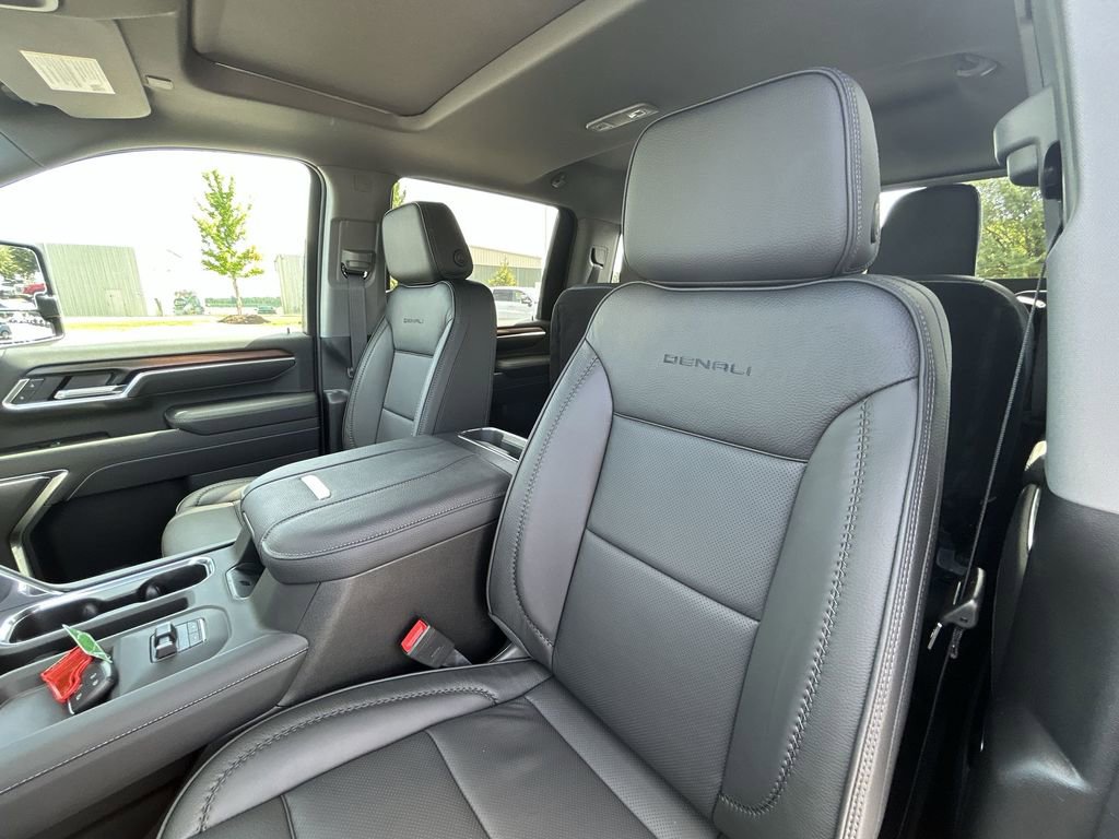 New 2026 GMC Sierra 2500 Denali w/ Denali Reserve Package image 14