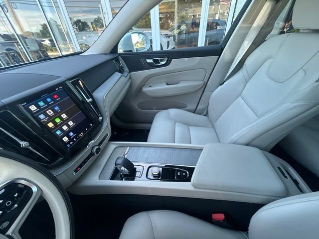Used 2023 Volvo XC60 B5 Plus w/ Climate Package AWD/4WD image 23