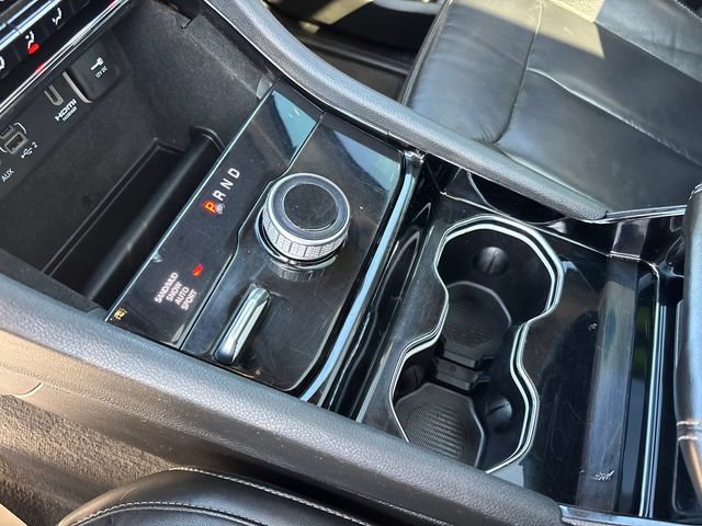 Used 2022 Jeep Grand Cherokee Limited AWD/4WD image 26