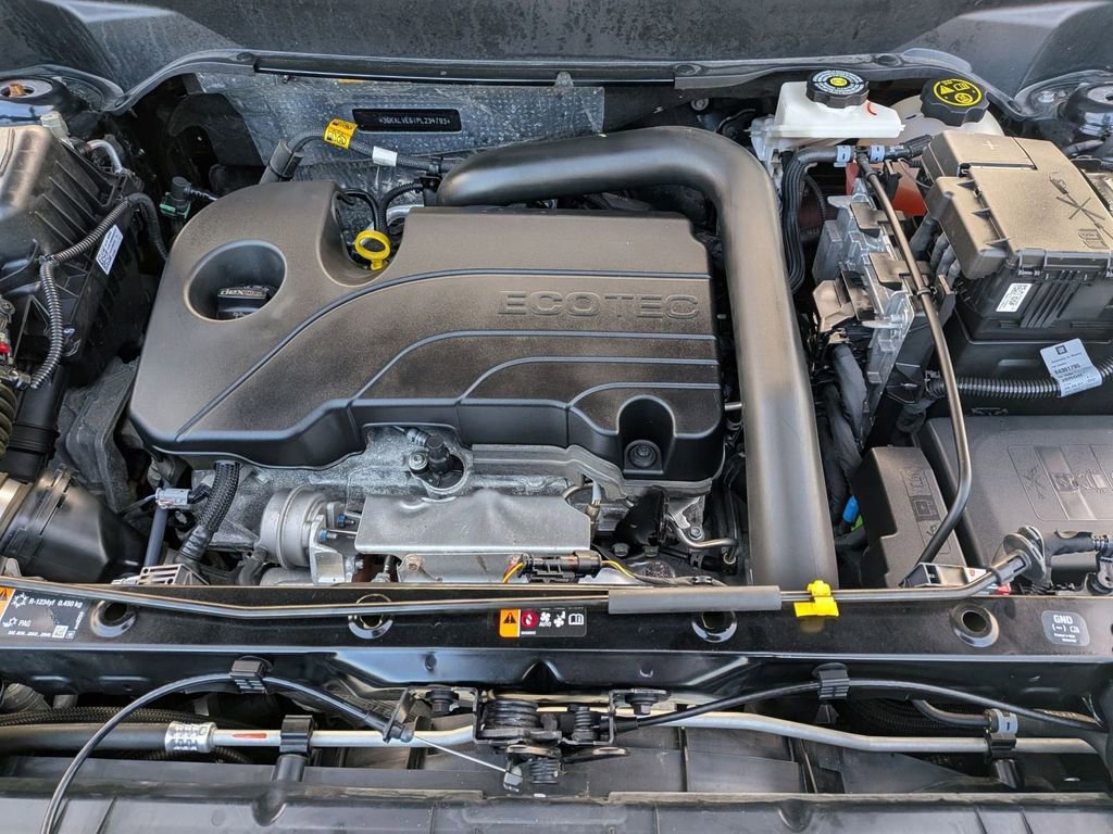 Used 2023 GMC Terrain SLT w/ Elevation Edition image 31