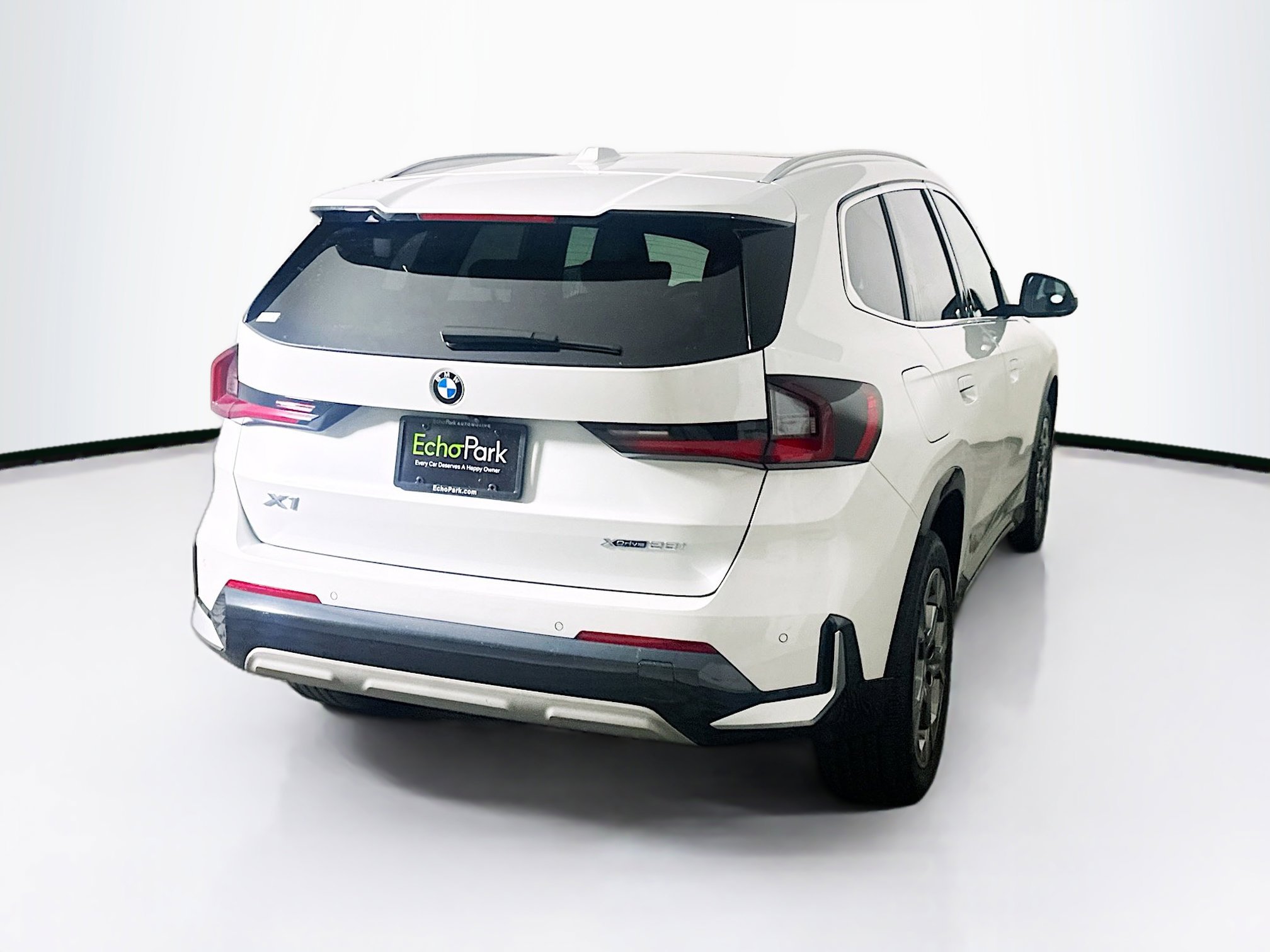 Used 2025 BMW X1 xDrive28i image 9