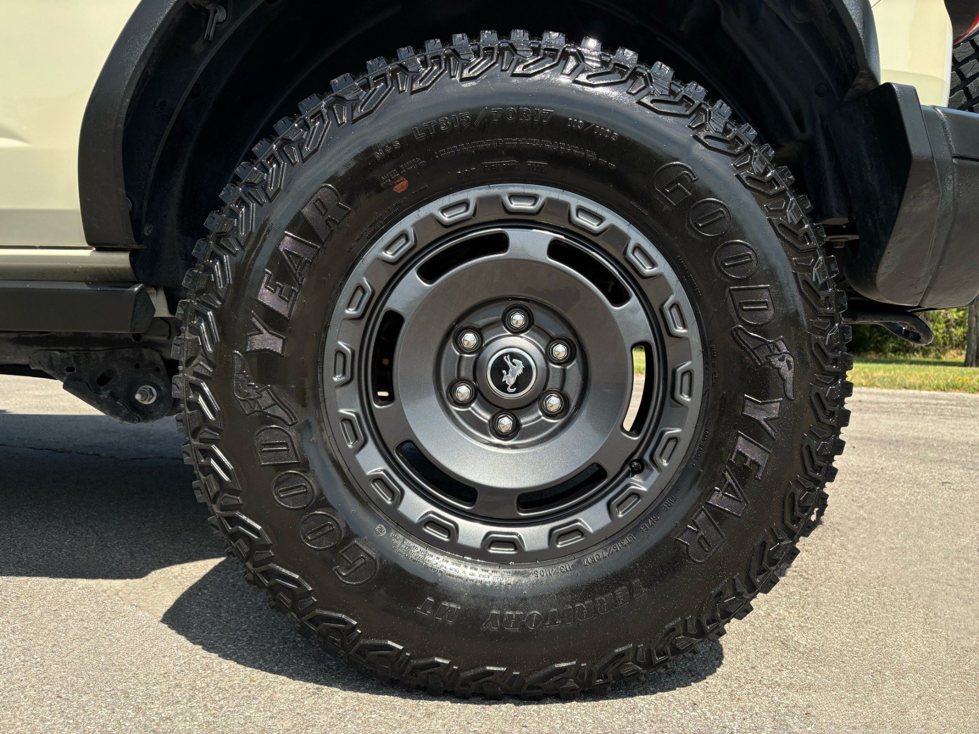 Used 2022 Ford Bronco Everglades AWD/4WD image 48