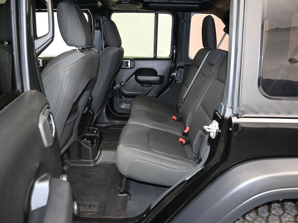 Used 2022 Jeep Wrangler Unlimited Sport AWD/4WD image 23