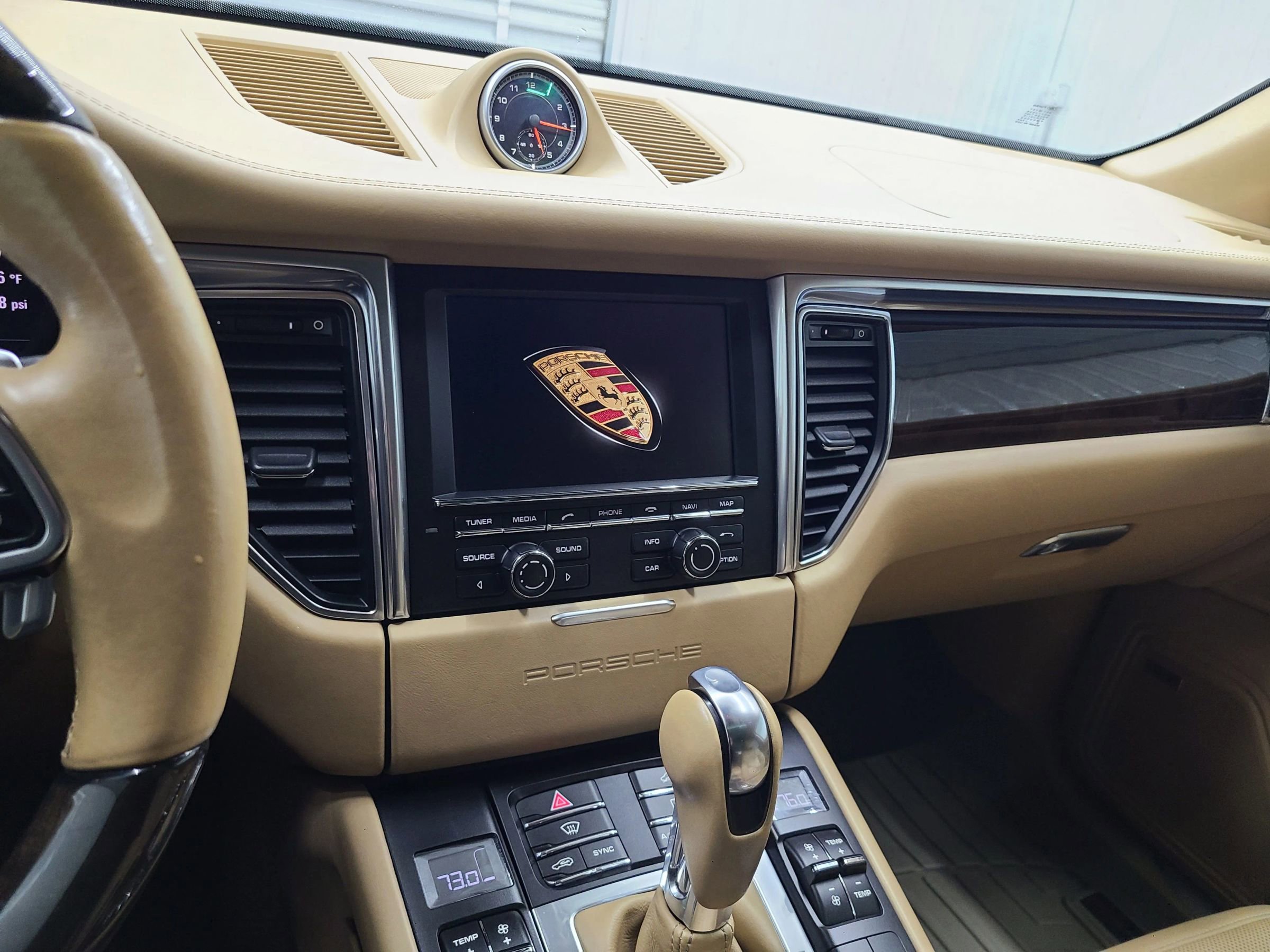 Used 2015 Porsche Macan S AWD/4WD image 26