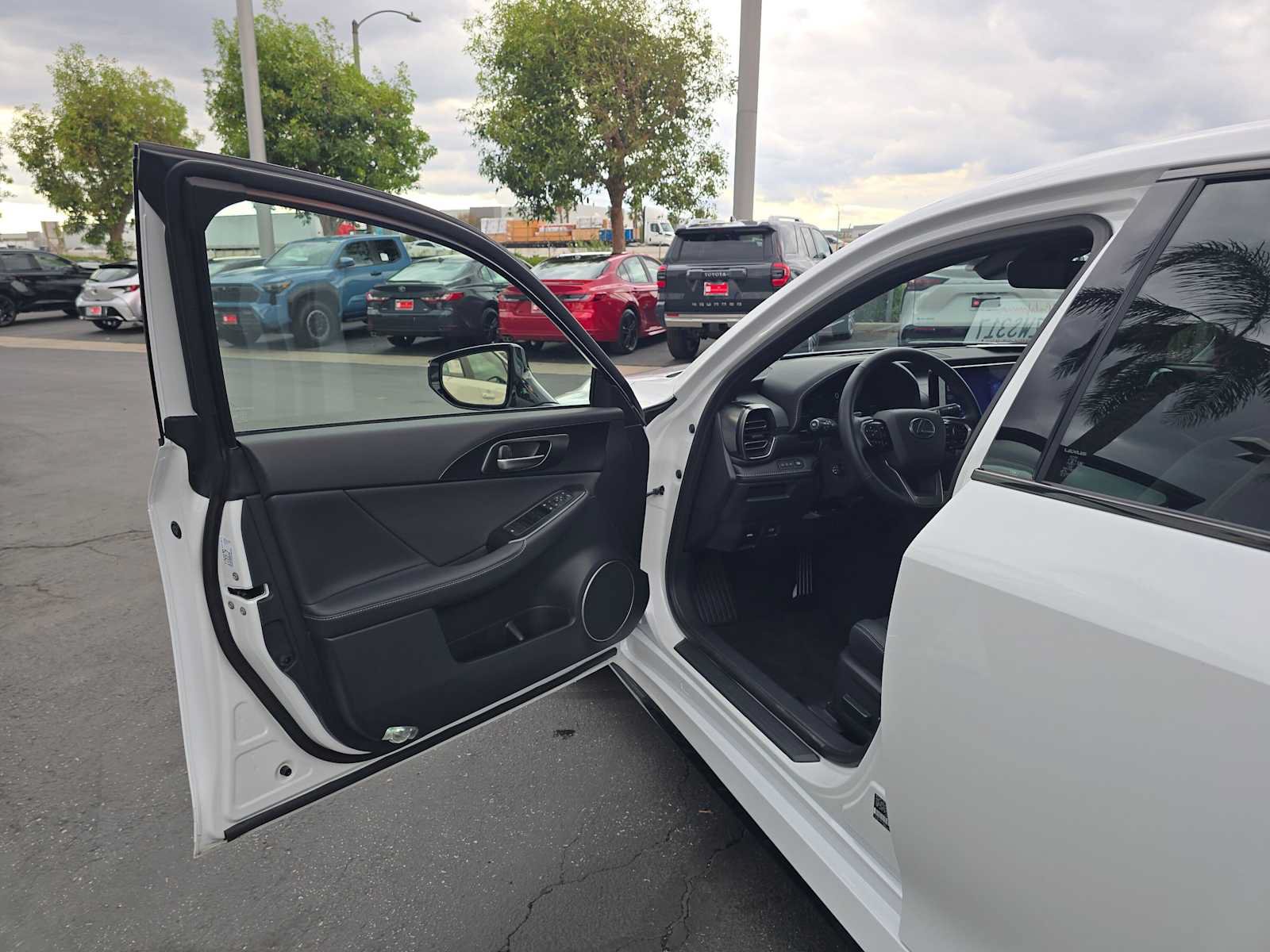 Used 2026 Lexus IS 350 F Sport AWD/4WD image 19