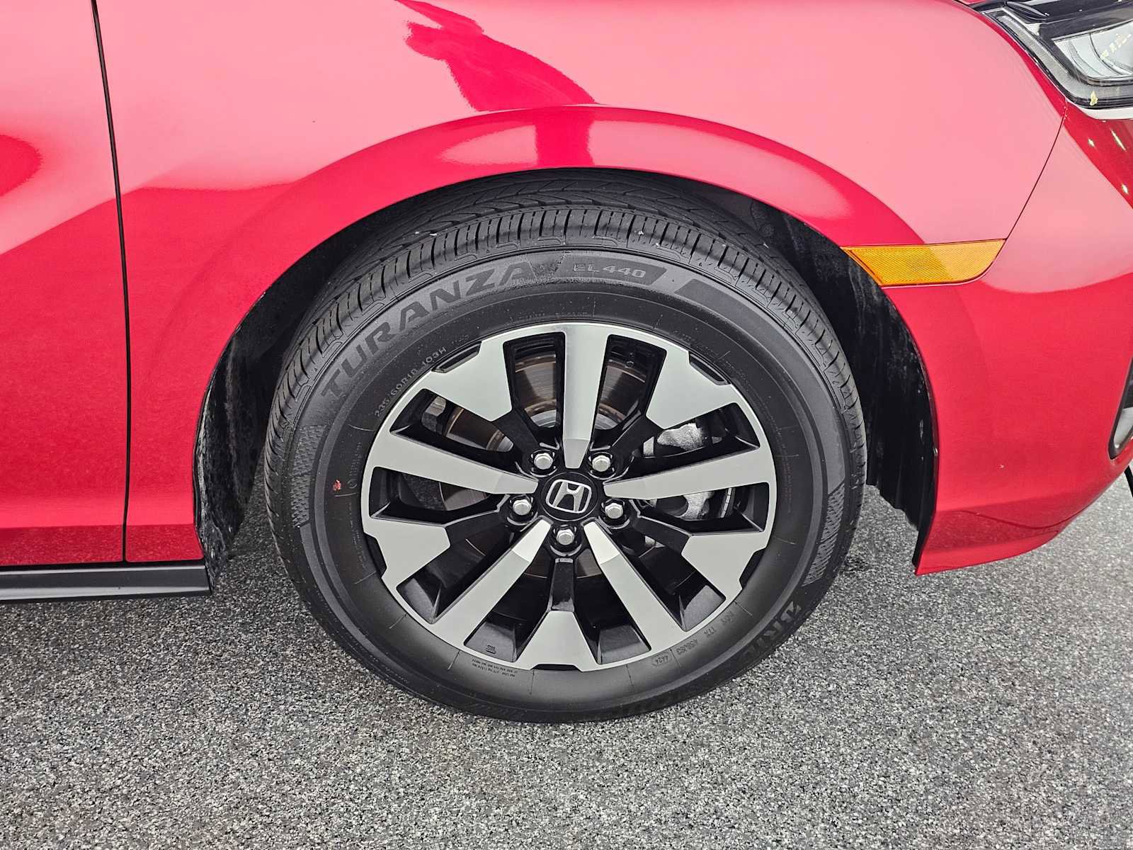 Certified 2025 Honda Odyssey EX-L image 9