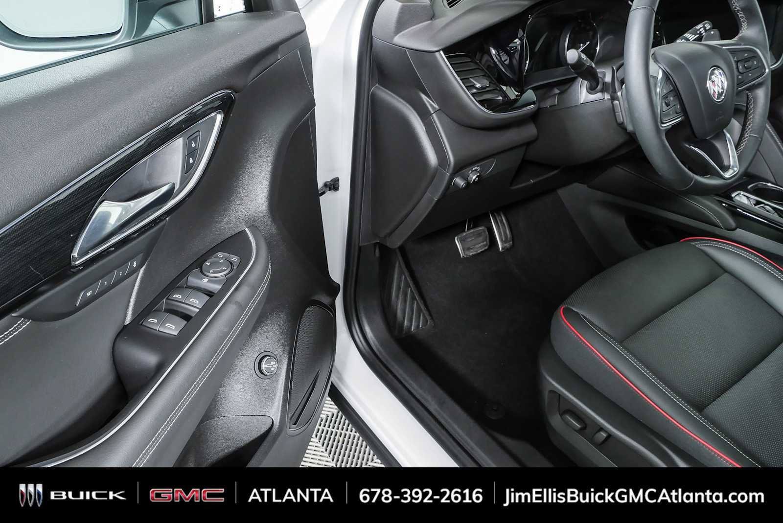 Used 2023 Buick Envision Essence w/ Sport Touring Package AWD/4WD image 7