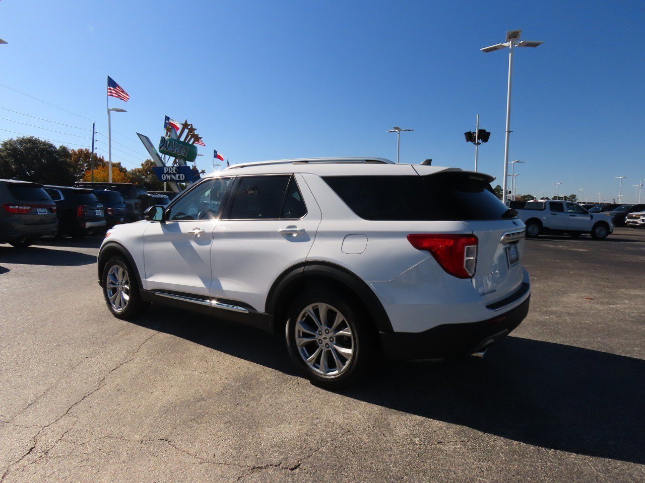 Certified 2023 Ford Explorer Limited w/ Equipment Group 301A image 17