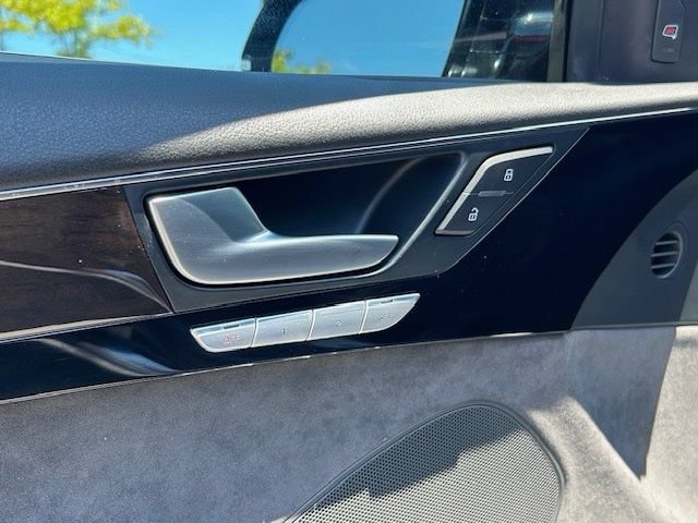 Used 2014 Audi A8 L TDI AWD/4WD image 19