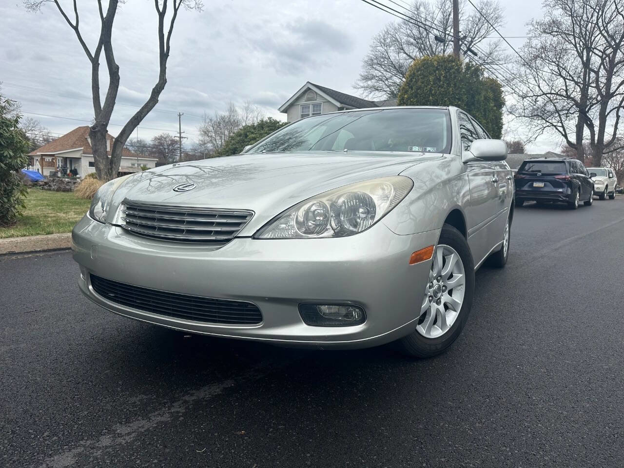 Used 2004 Lexus ES 330 image 2