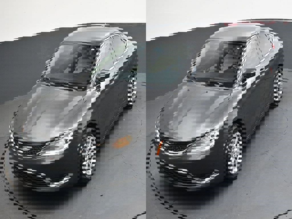 Used 2017 Chrysler 200 Limited Platinum image 24