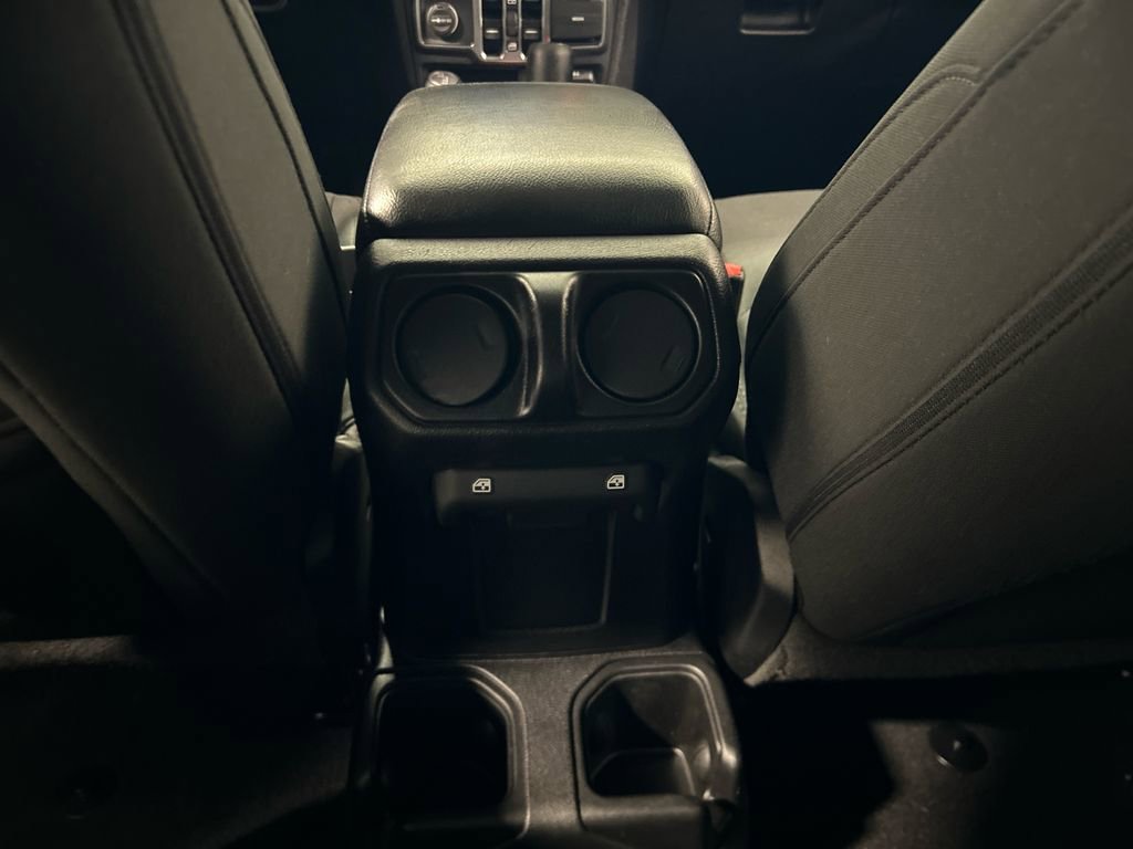 Used 2021 Jeep Wrangler Unlimited Sport image 29